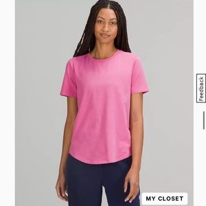Lululemon t-shirt